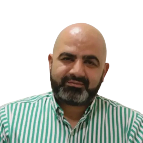 پرو وب 39 پرتره حرفهای علیرضا احسانی، مدیرعامل شرکت پیشران اکسیر قطران کاوه، که بهعنوان یکی از مشتریان ویژه پرو وب معرفی شده است.